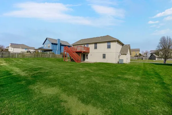 $365,000 | 11212 North Summit Street, Kansas City, MO 64155