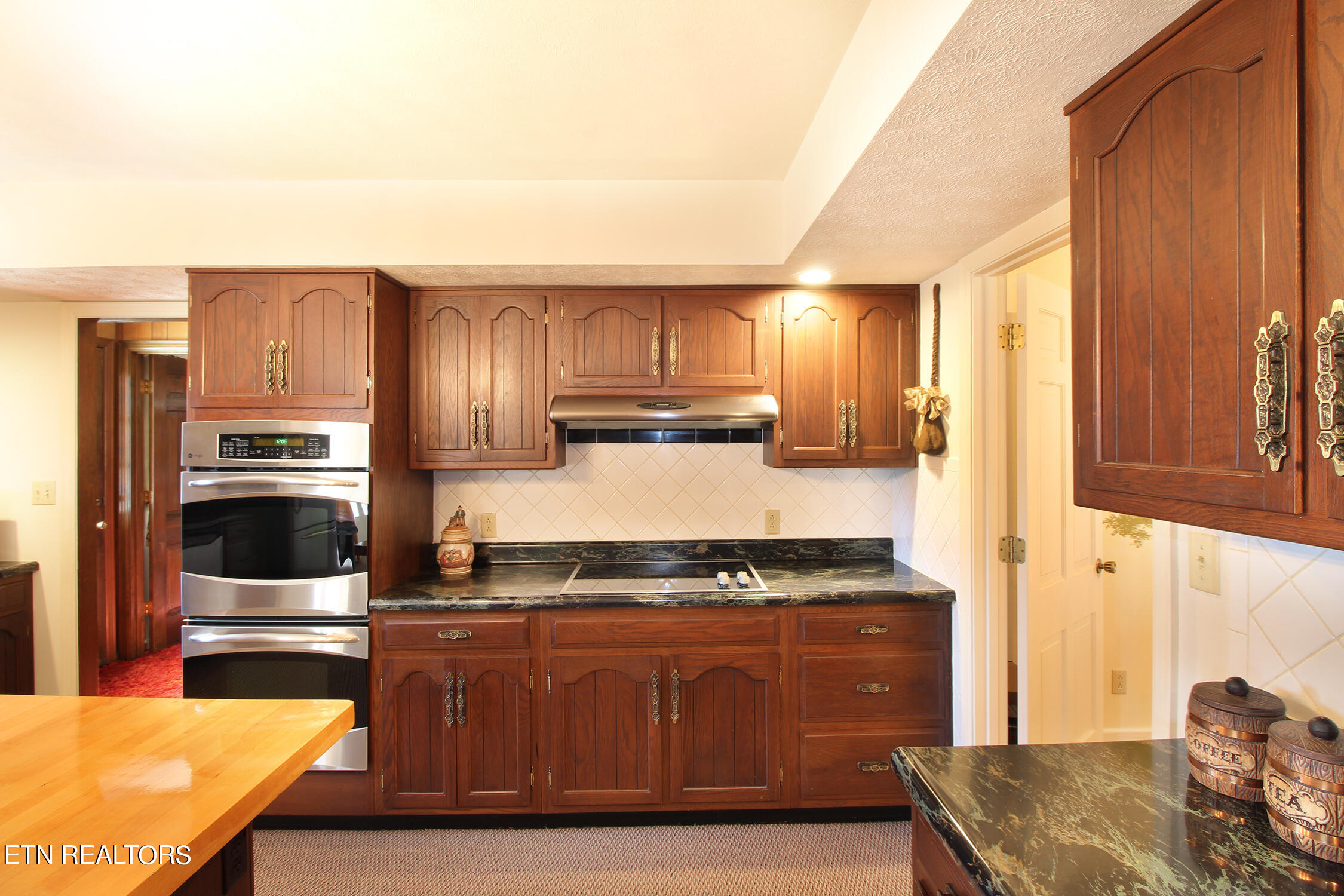 240 Island Ford Road Rocky Top, TN 37769 - Photo 22 of 60 Kitchen