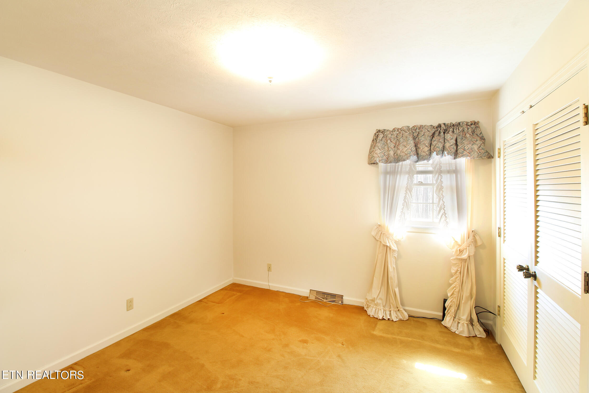240 Island Ford Road Rocky Top, TN 37769 - Photo 43 of 60 5th Bedroom