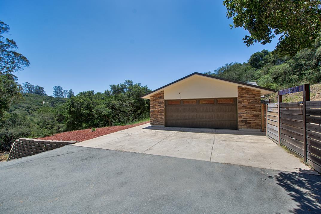 425 Echo Valley Road Salinas, CA 93907 - Photo 2 of 60