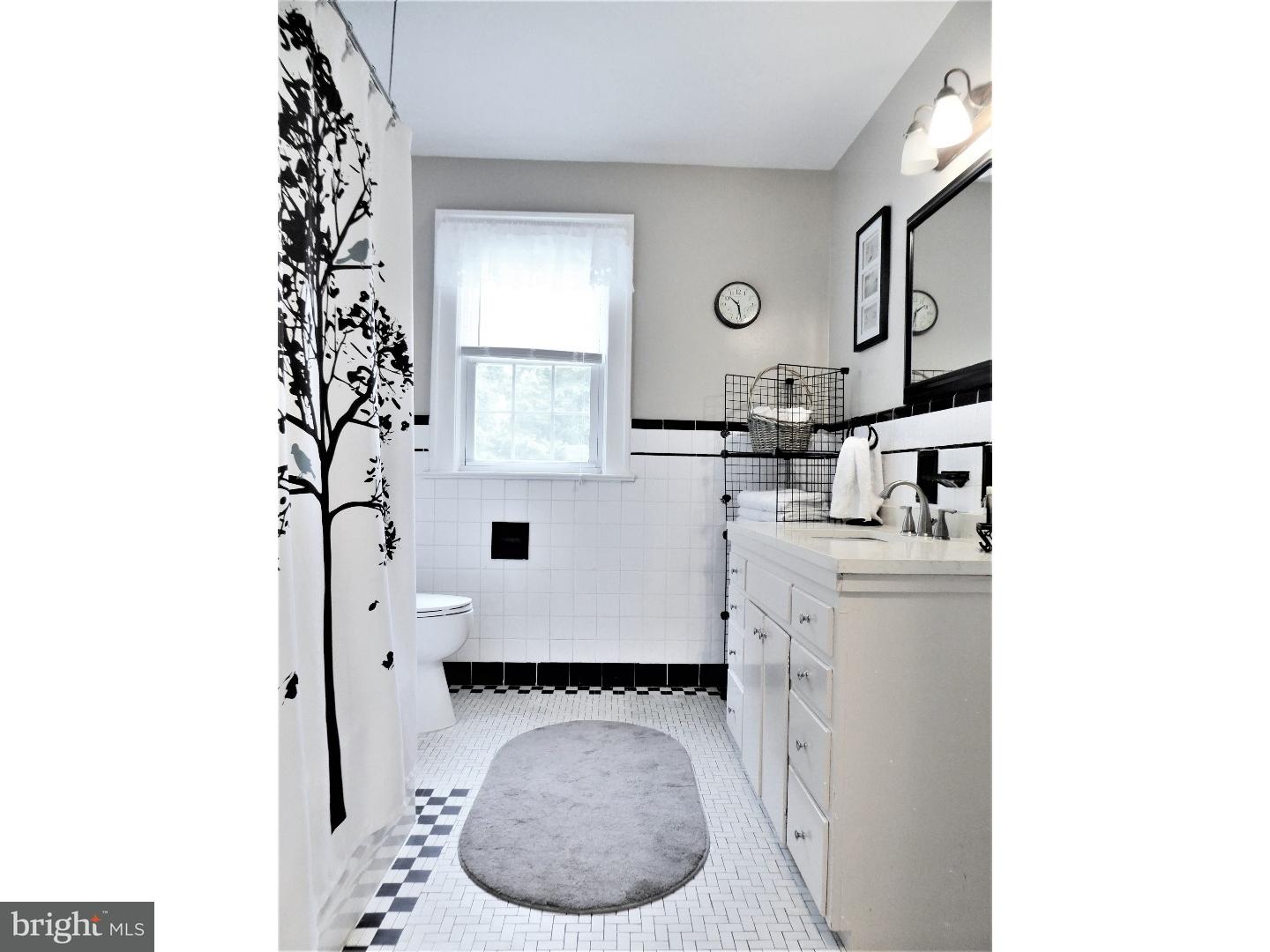 2734 Quakerbridge Road Hamilton, NJ 08619 - Photo 13 of 23 Bathroom