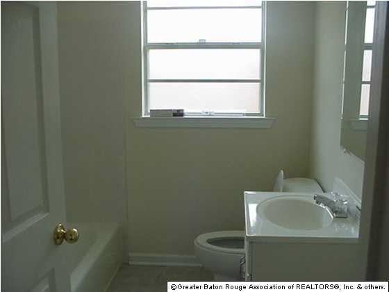 6884 Winbourne Avenue Baton Rouge, LA 70805 - Photo 5 of 8 Gallery Image 5