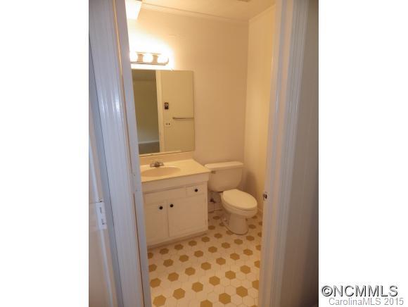20 Flynn Branch Road Fletcher, NC 28732 - Photo 7 of 10 Gallery Image 7