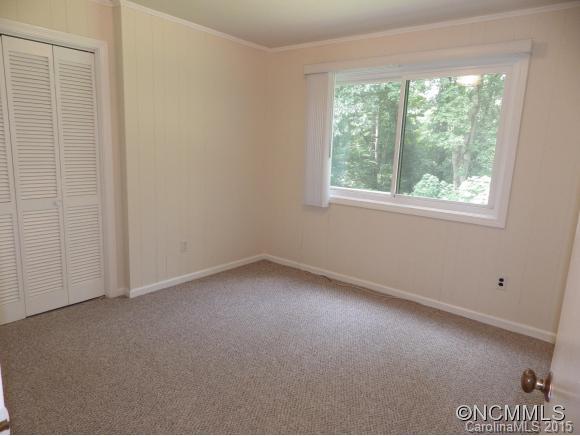 20 Flynn Branch Road Fletcher, NC 28732 - Photo 9 of 10 Gallery Image 9