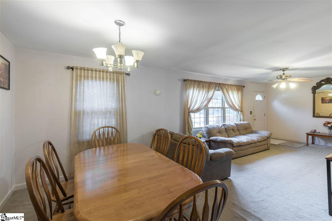 10 Ray Street Greenville, SC 29611 - Photo 6 of 23