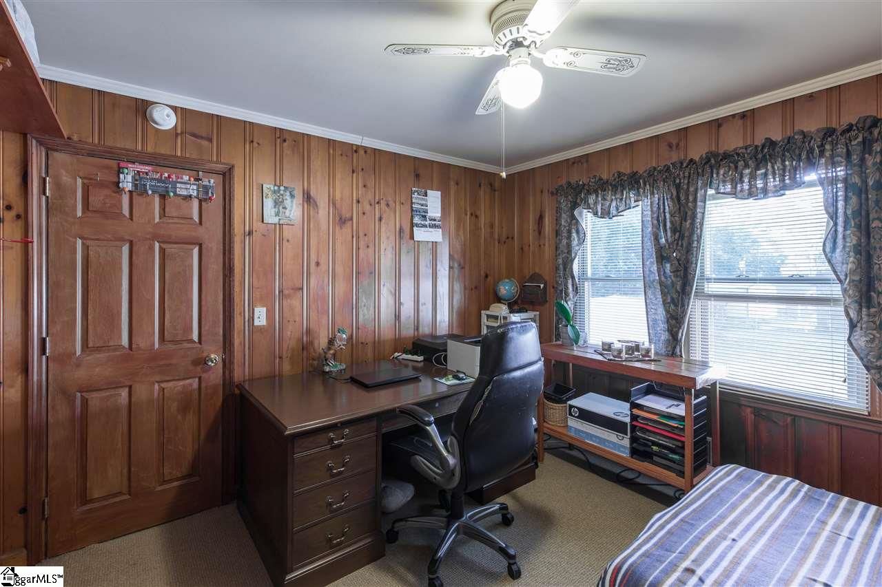 10 Ray Street Greenville, SC 29611 - Photo 10 of 23