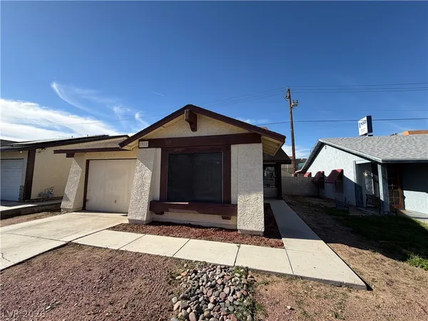 $1,695 | 1912 Harvest Drive, Las Vegas, NV 89108