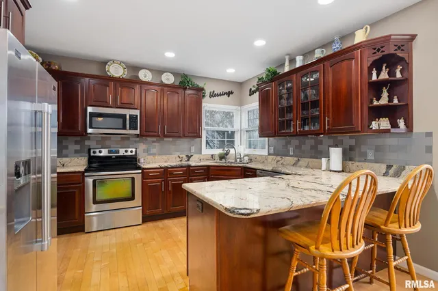 $425,000 | 10717 North Alex Drive, Peoria, IL 61615