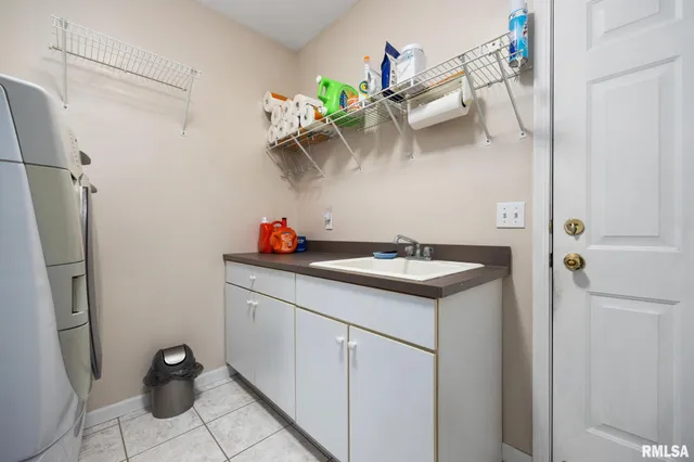 $425,000 | 10717 North Alex Drive, Peoria, IL 61615