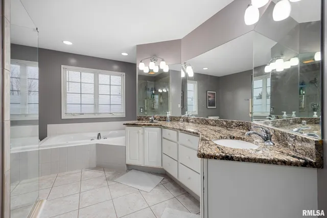 $425,000 | 10717 North Alex Drive, Peoria, IL 61615