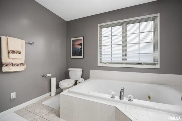 $425,000 | 10717 North Alex Drive, Peoria, IL 61615