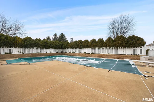 $425,000 | 10717 North Alex Drive, Peoria, IL 61615