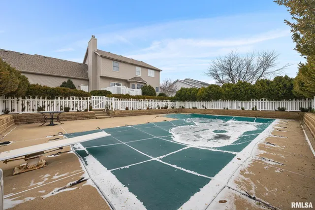 $425,000 | 10717 North Alex Drive, Peoria, IL 61615