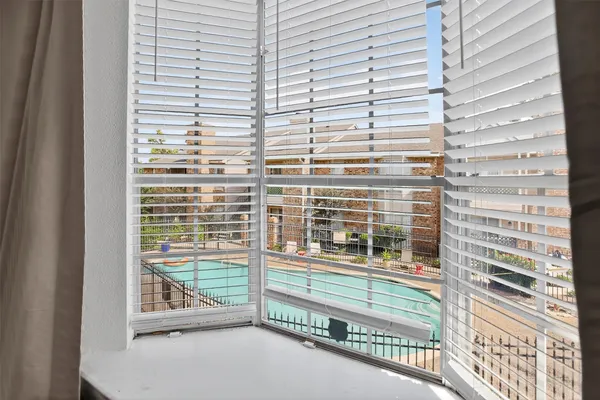 $109,000 | 3770 Loverswood Drive, Unit 610, Houston, TX 77014