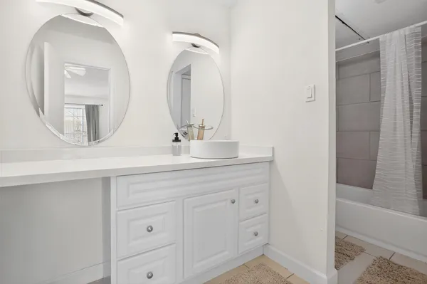 $109,000 | 3770 Loverswood Drive, Unit 610, Houston, TX 77014