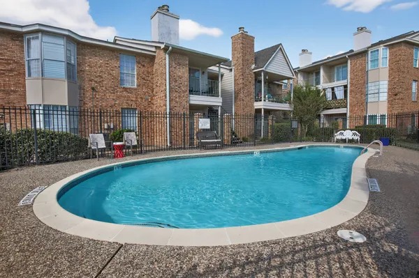 $109,000 | 3770 Loverswood Drive, Unit 610, Houston, TX 77014
