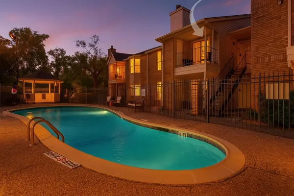 $105,000 | 3770 Loverswood Drive, Unit 610, Houston, TX 77014
