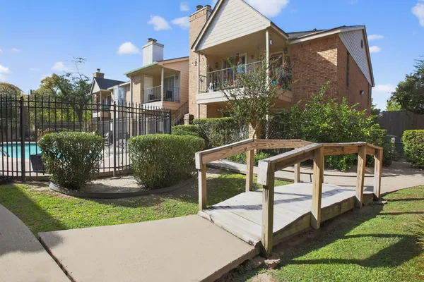 $109,000 | 3770 Loverswood Drive, Unit 610, Houston, TX 77014