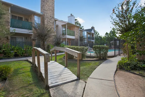 $109,000 | 3770 Loverswood Drive, Unit 610, Houston, TX 77014