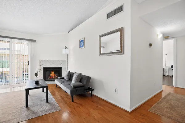 $105,000 | 3770 Loverswood Drive, Unit 610, Houston, TX 77014