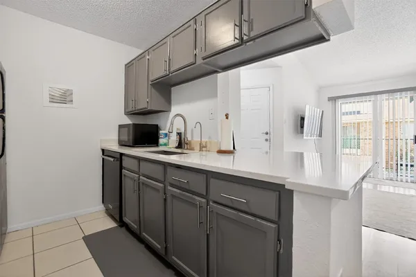 $105,000 | 3770 Loverswood Drive, Unit 610, Houston, TX 77014