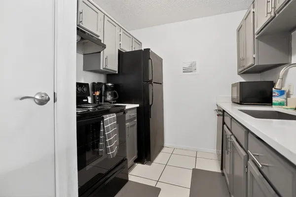 $105,000 | 3770 Loverswood Drive, Unit 610, Houston, TX 77014