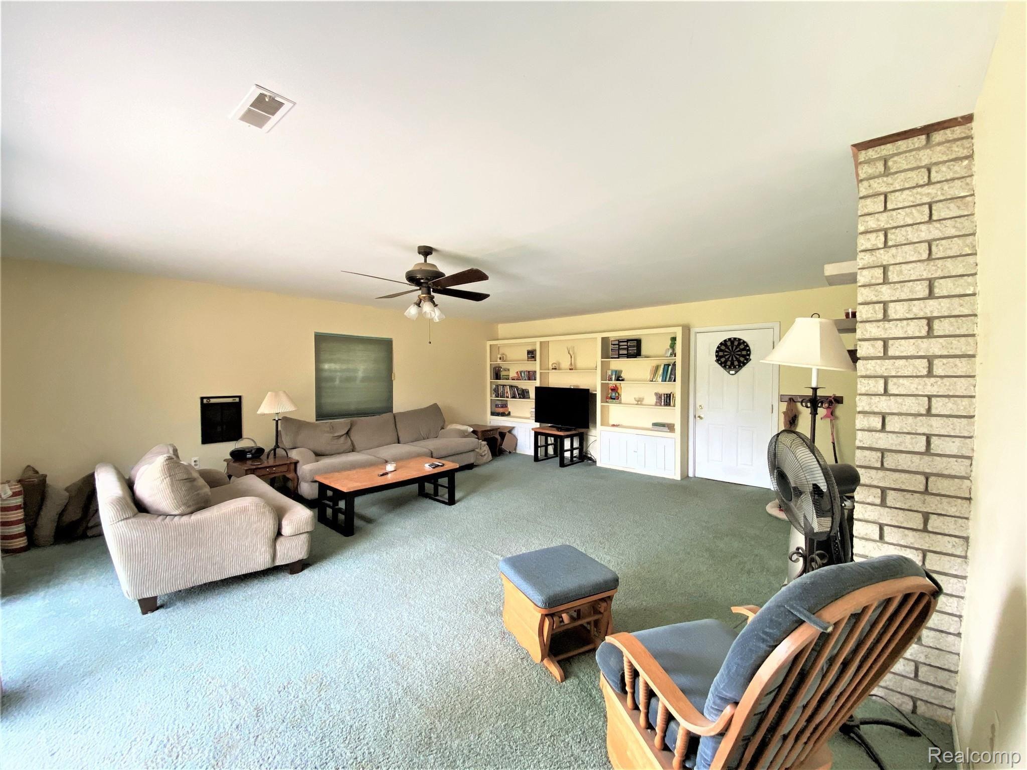 1335 East Rose Center Road Holly, MI 48442 - Photo 9 of 21 Photo May 17, 1 42 26 PM.jpg