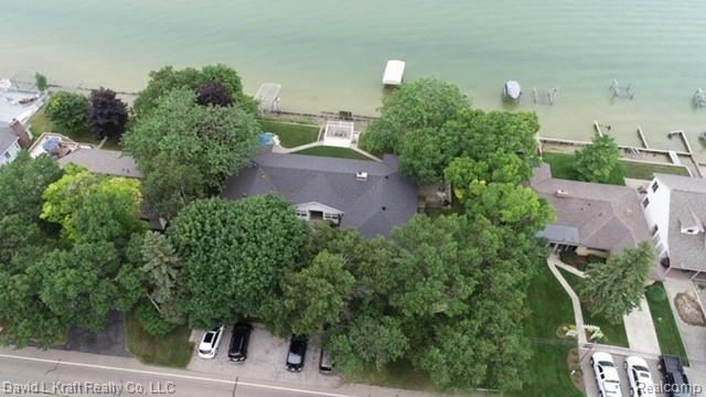 8900 Crescent Beach Road Pigeon, MI 48755 - Photo 4 of 29 8900CBRoadside.jpg