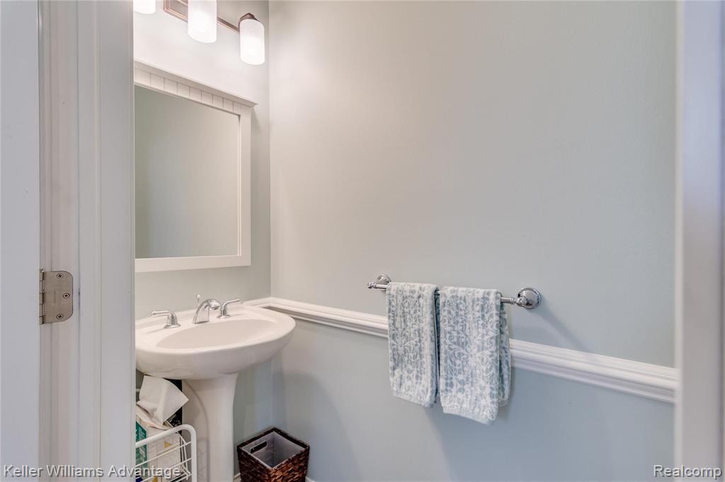 49698 Timber Trail Novi, MI 48374 - Photo 22 of 44