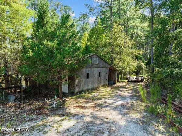 $240,000 | 186 Creek Drive, Aurora, NC 27806