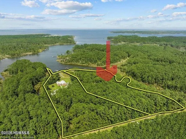 $240,000 | 186 Creek Drive, Aurora, NC 27806