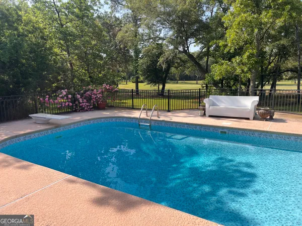 $869,000 | 1473 North River Oaks Drive, Blackshear, GA 31516