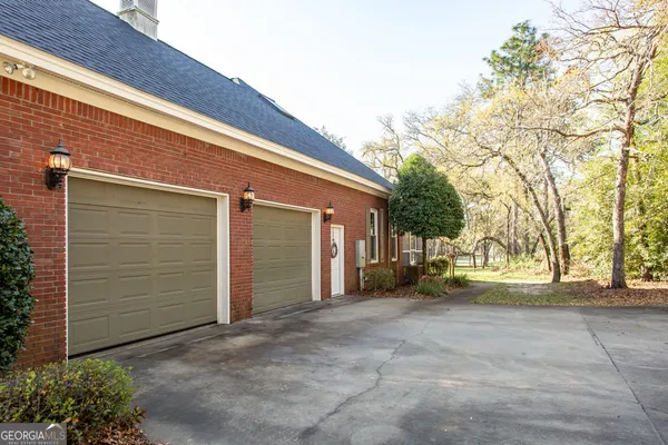 $869,000 | 1473 North River Oaks Drive, Blackshear, GA 31516