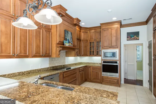 $869,000 | 1473 North River Oaks Drive, Blackshear, GA 31516