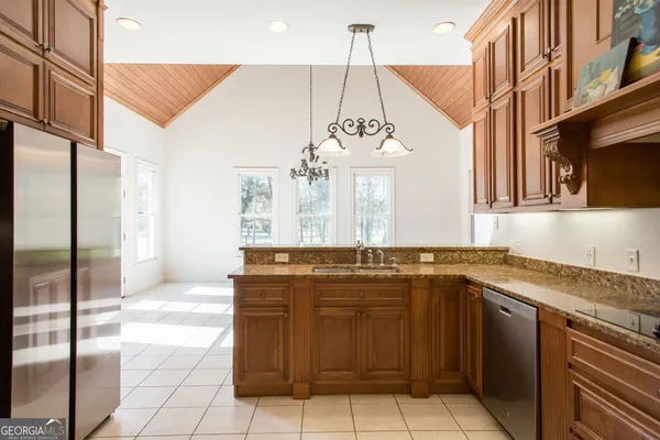 $869,000 | 1473 North River Oaks Drive, Blackshear, GA 31516