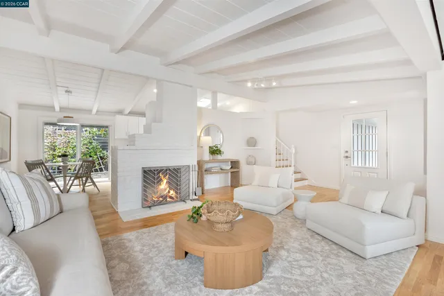 $1,349,000 | 10 Vista Hermosa, Walnut Creek, CA 94597