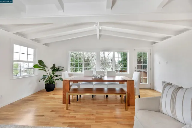 $1,349,000 | 10 Vista Hermosa, Walnut Creek, CA 94597