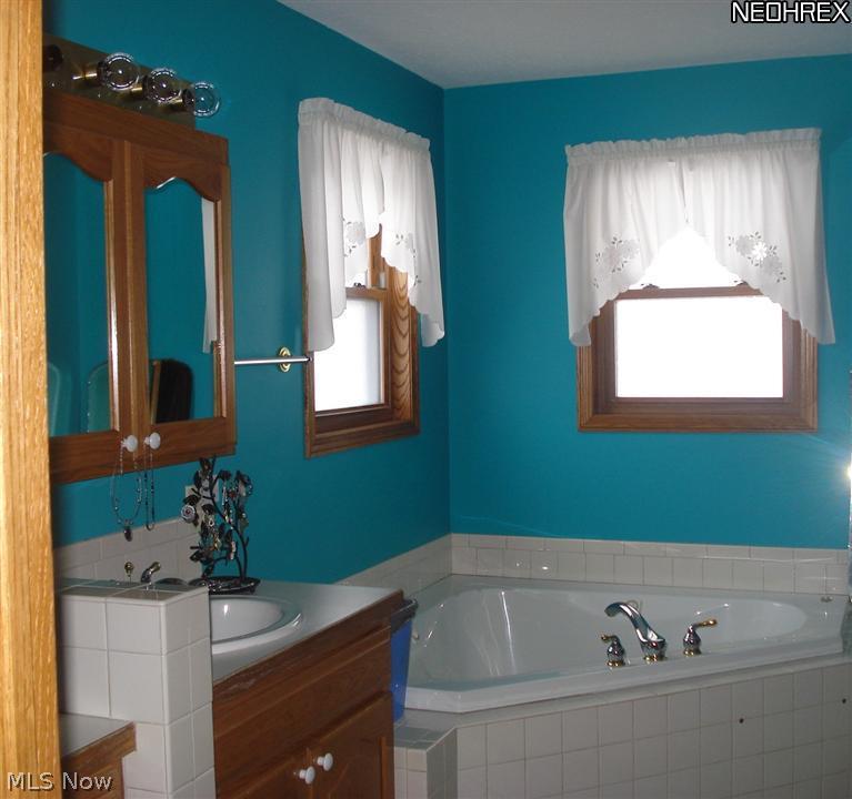 7108 Lardon Road Malvern, OH 44644 - Photo 14 of 22 Gallery Image 14