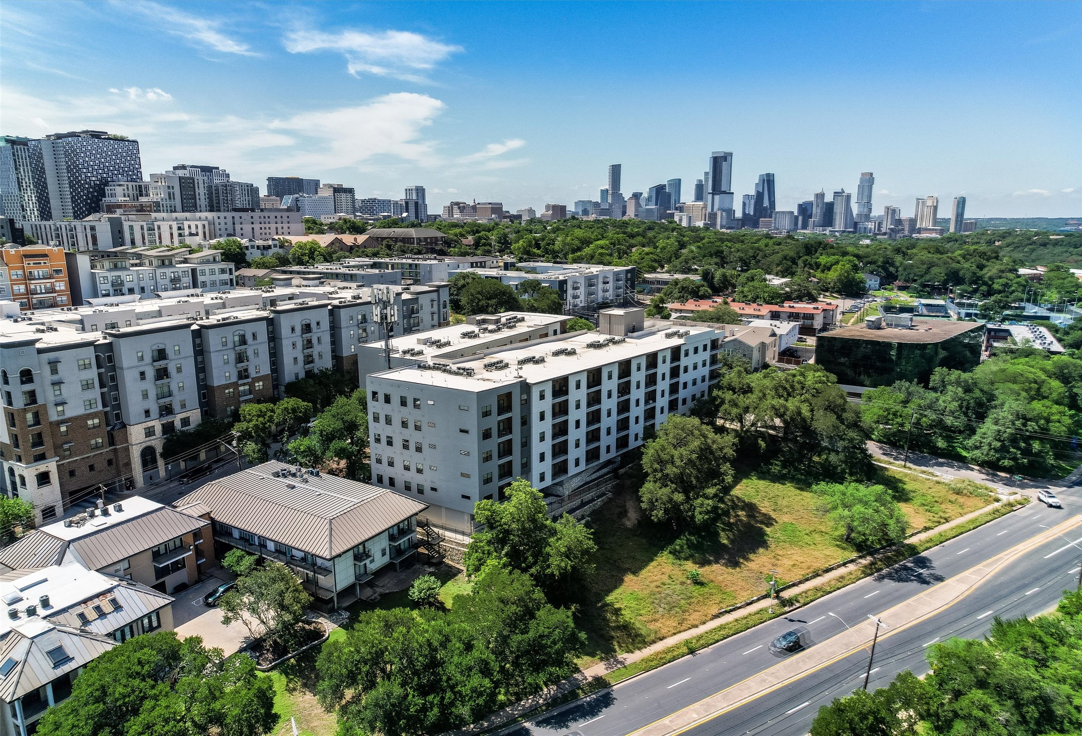 2500 Longview Street, Unit 318 Austin, TX 78705 - Photo 35 of 39