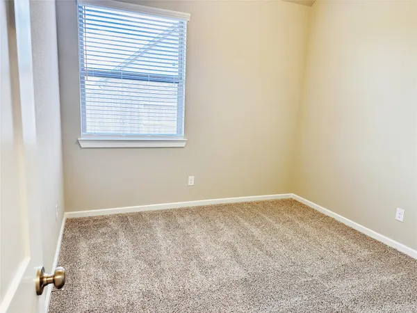 $2,300 | 967 Malibu Shr Lane, Katy, TX 77493