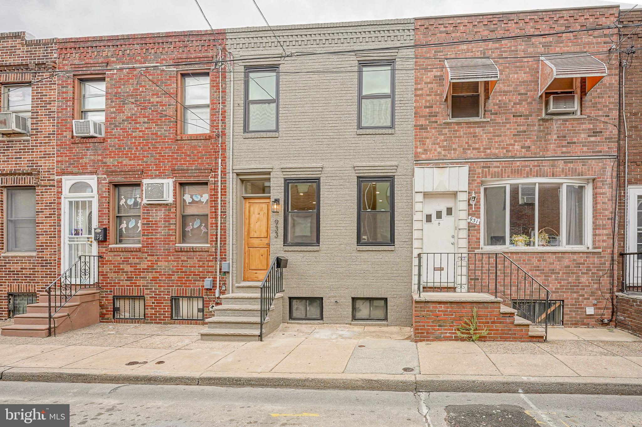 933 Dudley Street Philadelphia, PA 19148 - Photo 1 of 35