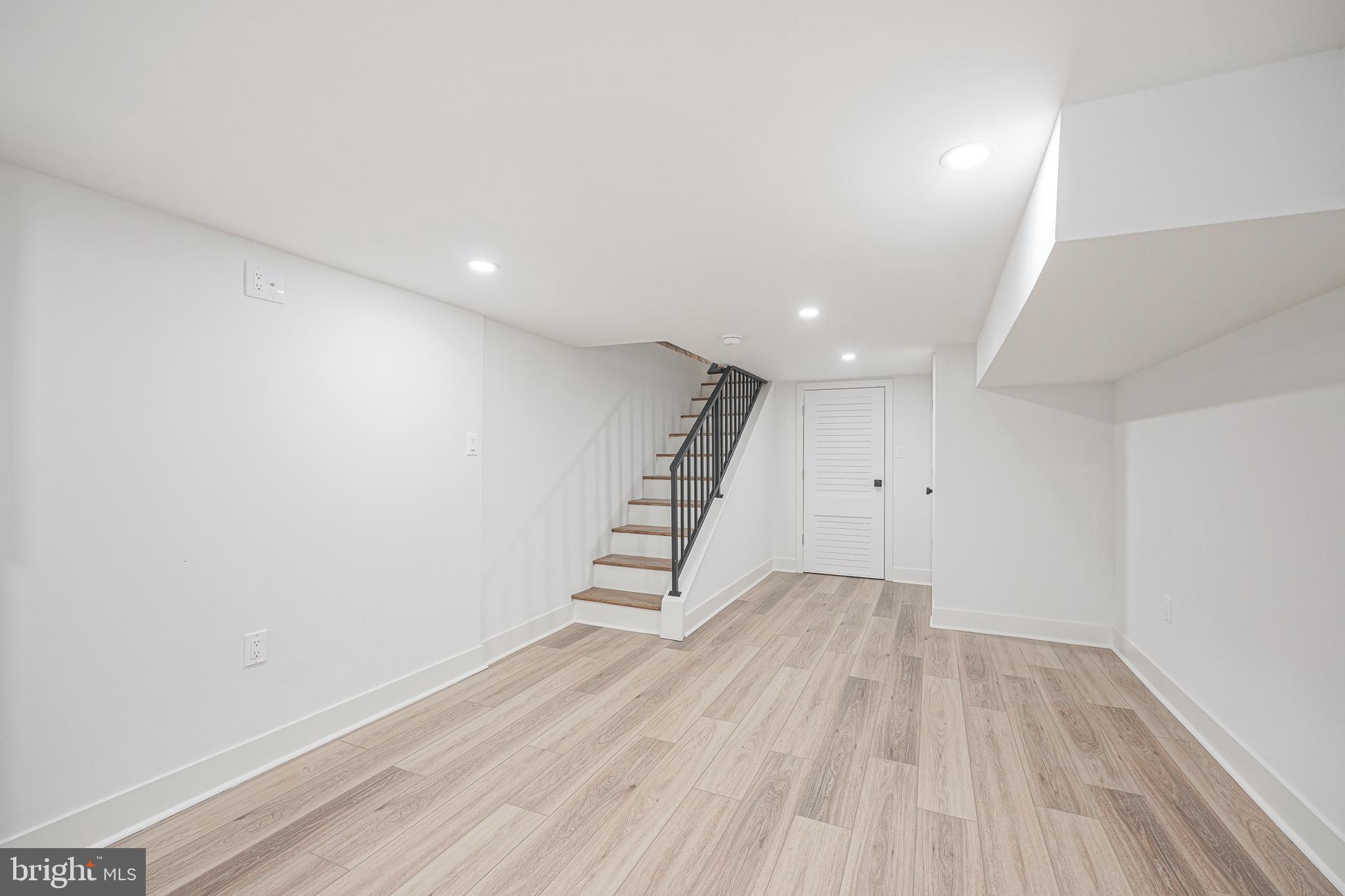 933 Dudley Street Philadelphia, PA 19148 - Photo 22 of 35