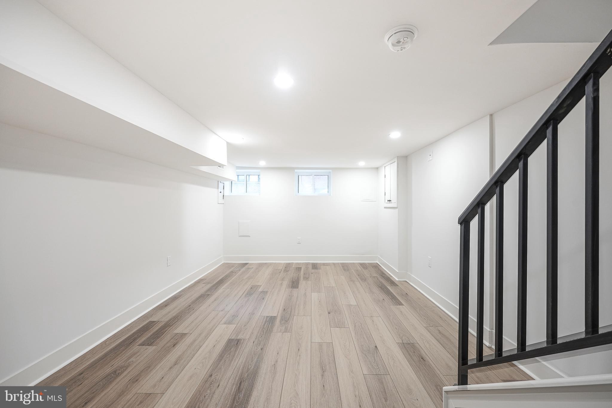 933 Dudley Street Philadelphia, PA 19148 - Photo 23 of 35
