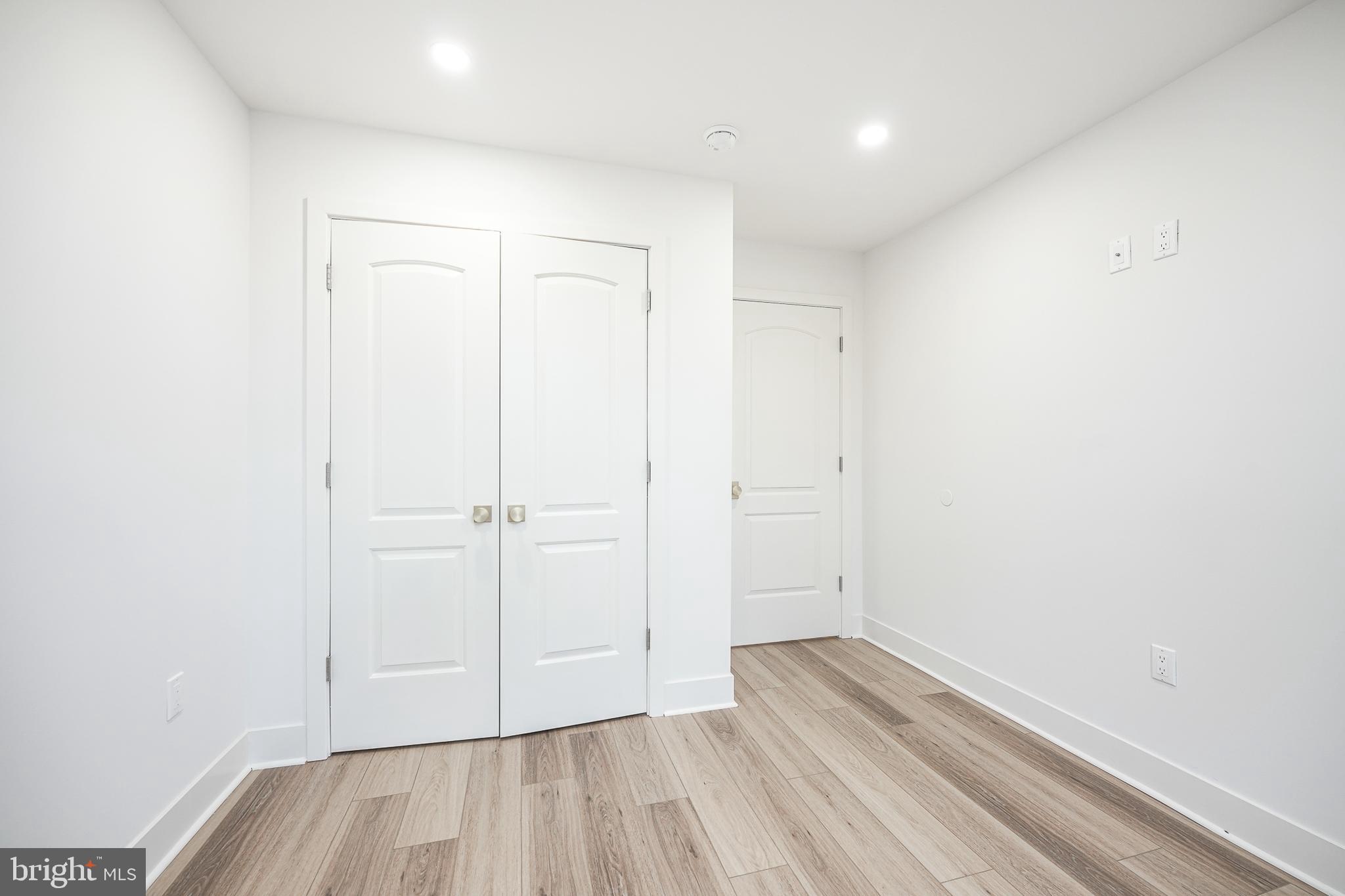 933 Dudley Street Philadelphia, PA 19148 - Photo 25 of 35