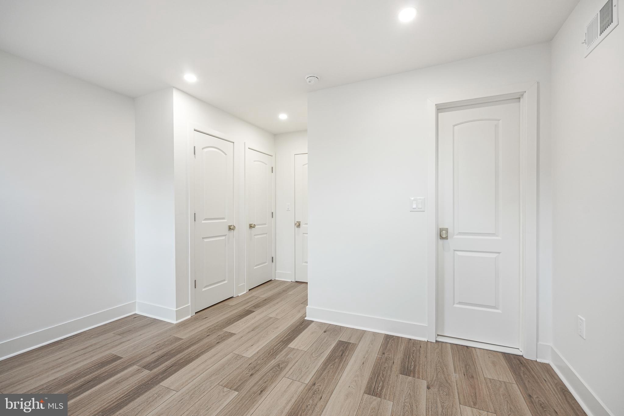 933 Dudley Street Philadelphia, PA 19148 - Photo 30 of 35