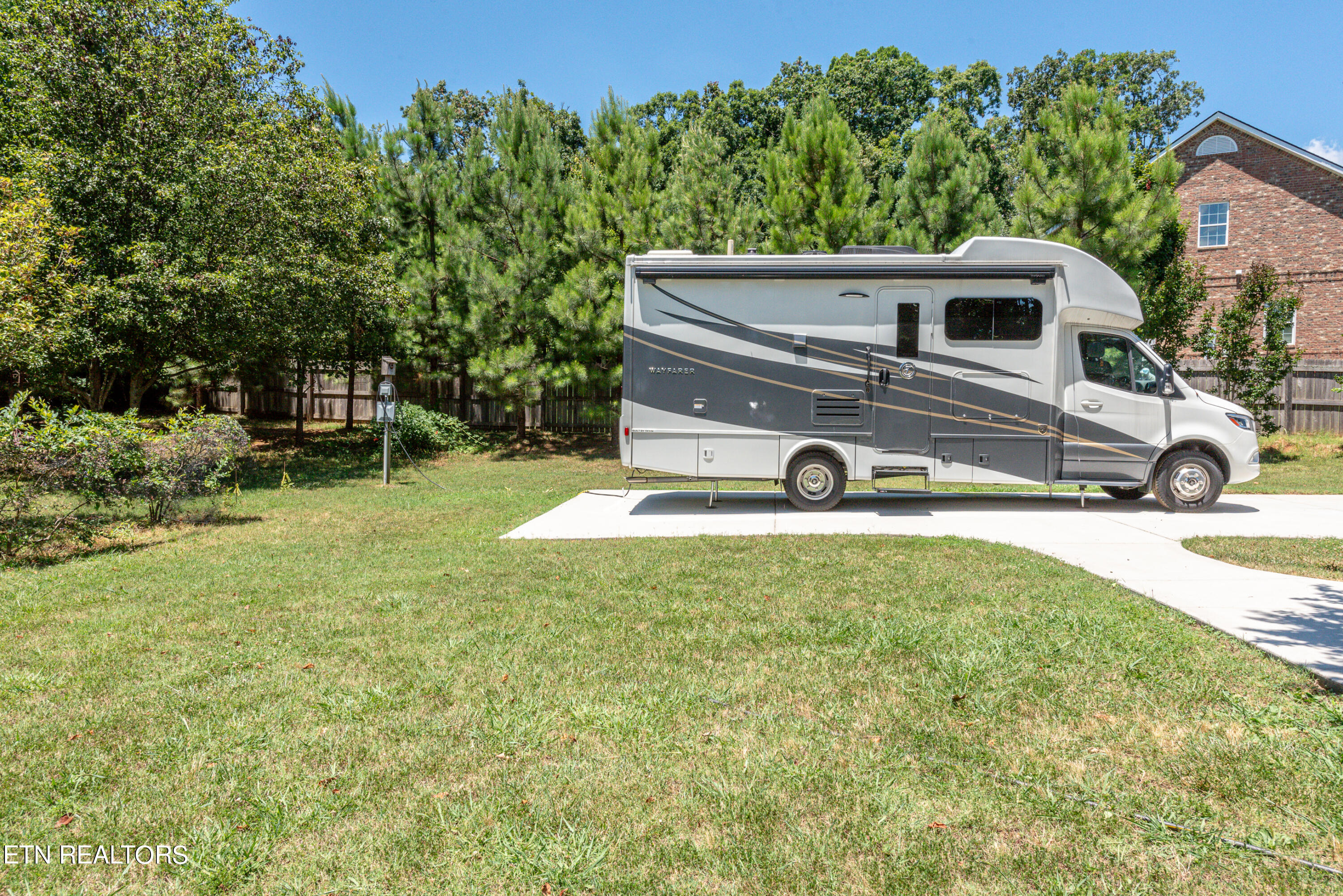 1117 Houston Springs Road Greenback, TN 37742 - Photo 38 of 45 DSC_9327