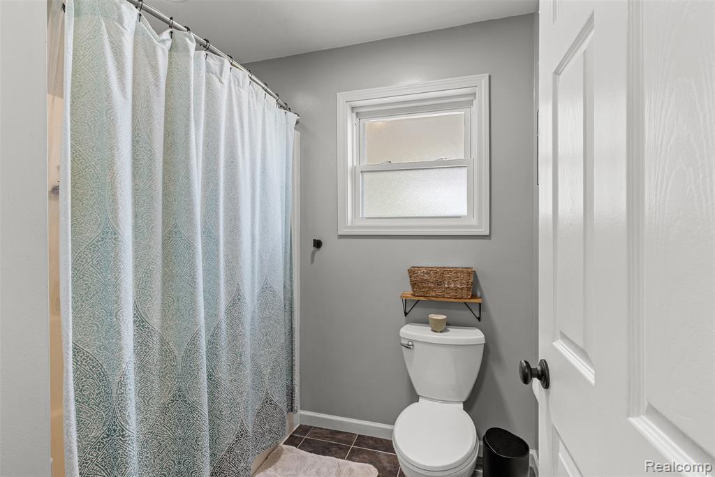 10433 South Nichols Road Gaines, MI 48436 - Photo 25 of 49