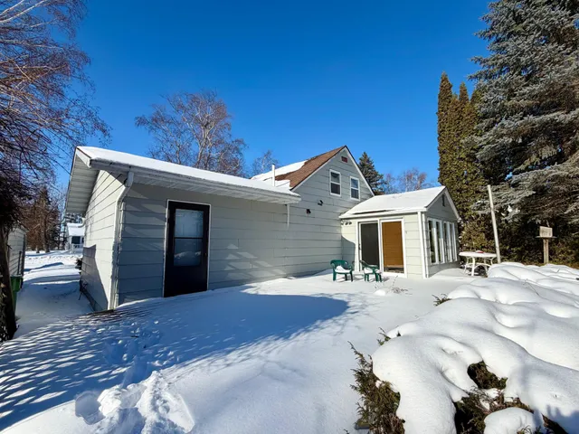 $165,000 | 602 Main Avenue North, Roseau, MN 56751