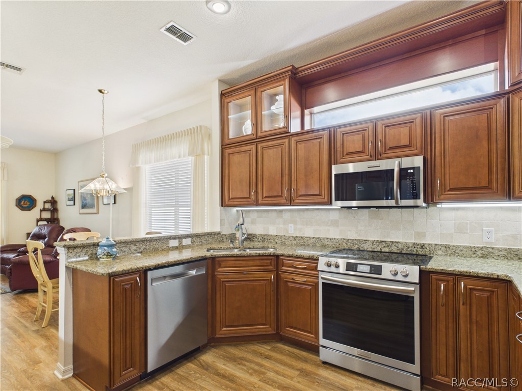 42 Byrsonima Loop Homosassa, FL 34446 - Photo 16 of 50 KITCHEN 2