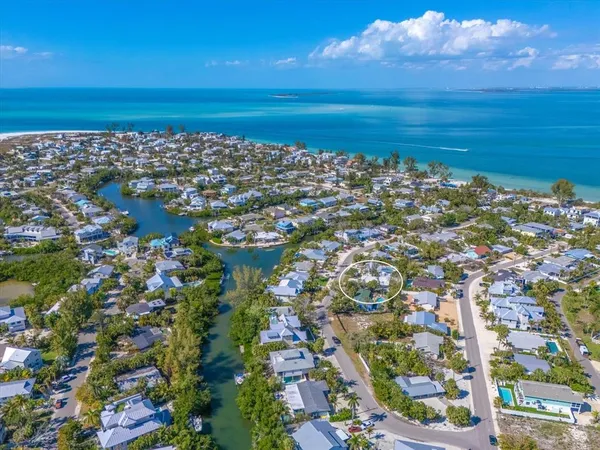 $1,325,000 | 216 Gladiolus Street, Anna Maria, FL 34216